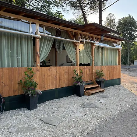 Vida Del Mar - твоята къща край морето Camping *